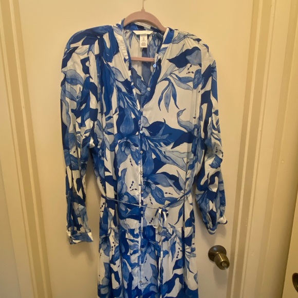 H&M Floral Blue and White Long Sleeve Dress - Picture 5 of 7